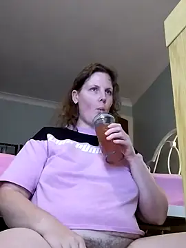 Snapshot of xxSexyBushLinnxx chatting on 01.01.25 xxSexyBushLinnxx online show from 01.01.25