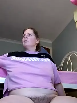 Snapshot of xxSexyBushLinnxx chatting on 01.07.25 xxSexyBushLinnxx online show from 01.07.25