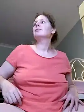 Snapshot of xxSexyBushLinnxx chatting on 01.25.25 xxSexyBushLinnxx online show from 01.25.25