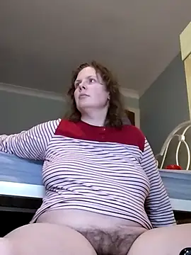 Snapshot of xxSexyBushLinnxx chatting on 02.28.25 xxSexyBushLinnxx online show from 02.28.25