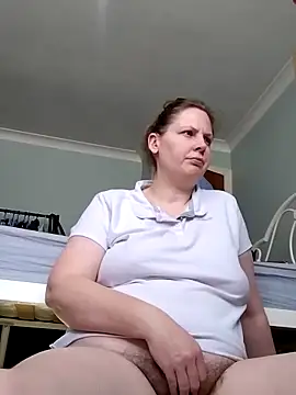 Snapshot of xxSexyBushLinnxx chatting on 03.03.25 xxSexyBushLinnxx online show from 03.03.25