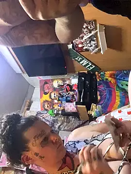 Codybabyy456 online show from 10.29.25