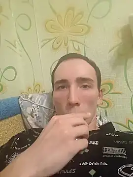 Snapshot of Loki_2597 chatting on 12.12.24 Loki 2597 online show from 12.12.24