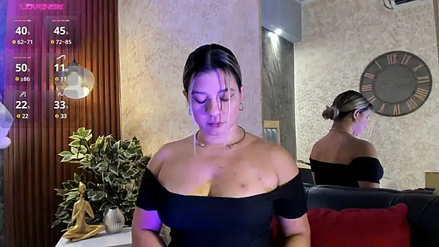 Snapshot of Gaia_Stone chatting on 12.27.24 Gaia Stone online show from 12.27.24