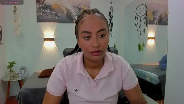 Snapshot of tracycum chatting on 01.22.25 tracycum online show from 01.22.25