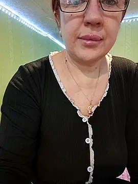 KiraXTender online show from 03.11.26