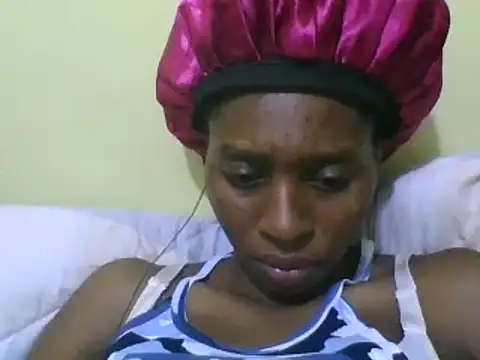 Snapshot of sabssexy chatting on 12.16.24 sabssexy online show from 12.16.24