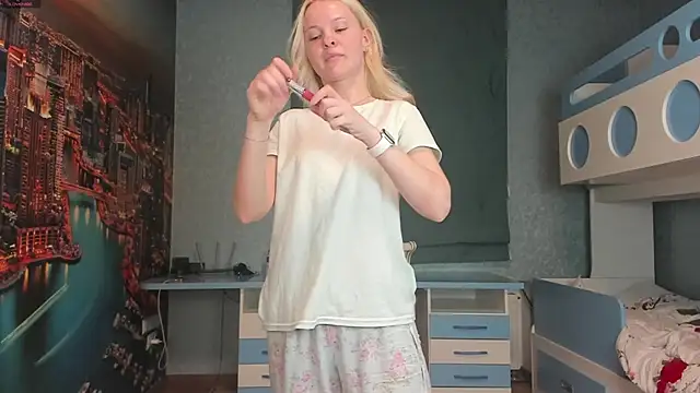Masha 2002 online show from 04.29.26