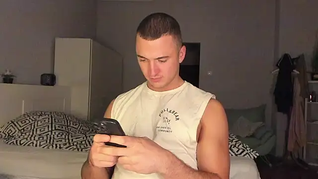 Snapshot of paulblack21 chatting on 11.17.25 paulblack21 online show from 11.17.25