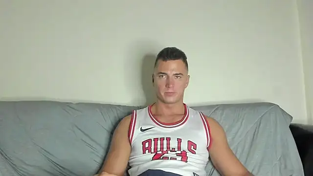 Snapshot of paulblack21 chatting on 01.14.26 paulblack21 online show from 01.14.26