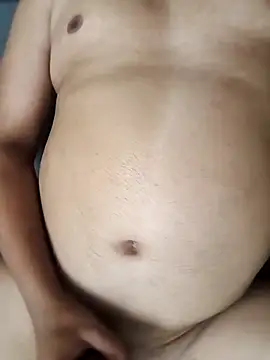 Snapshot of rajstrip12650 chatting on 02.18.26 rajstrip12650 online show from 02.18.26