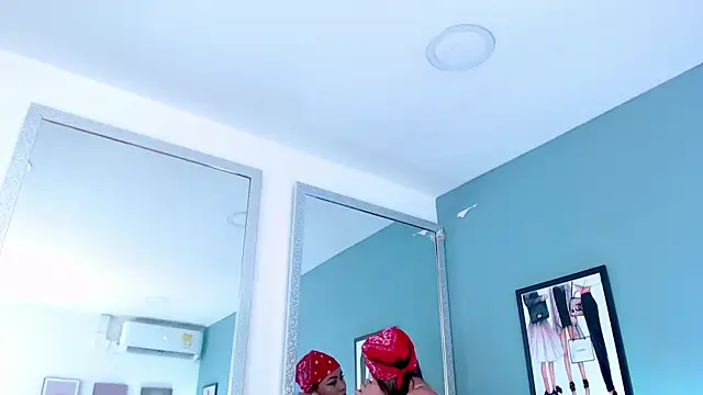 TaylorEvanss online show from 03.08.25