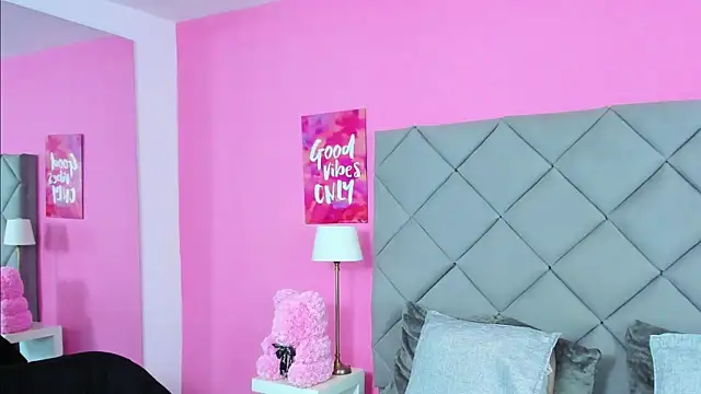 TaylorEvanss online show from 09.18.25