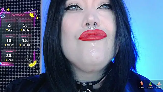 Snapshot of wickedxqueen chatting on 02.24.26 wickedxqueen online show from 02.24.26