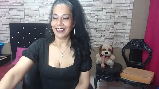 MarianaNight02 online show from 11.20.25