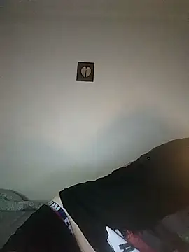 Snapshot of Bury0117 chatting on 09.23.25 Bury0117 online show from 09.23.25