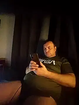 Snapshot of Bury0117 chatting on 12.16.25 Bury0117 online show from 12.16.25