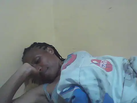 Smillie prety online show from 11.05.25