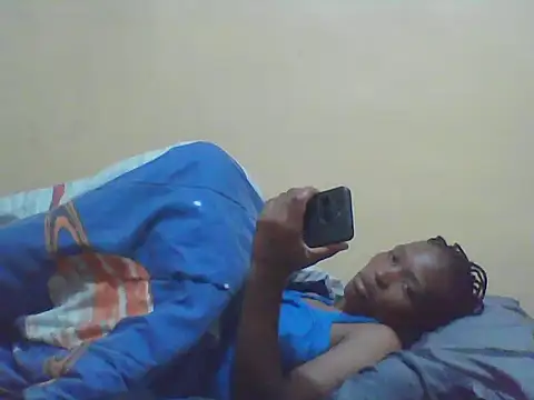 Smillie prety online show from 12.21.25