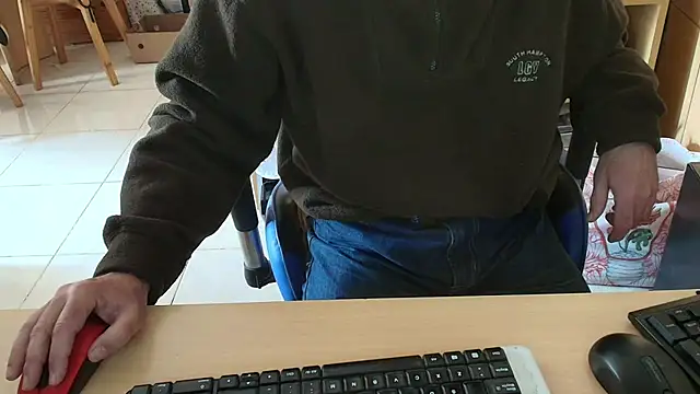 Snapshot of angelgarcia269 chatting on 07.05.26 angelgarcia269 online show from 07.05.26