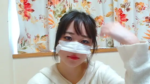 Snapshot of liliyRiSAcha-n chatting on 03.24.26 liliyRiSAcha-n online show from 03.24.26