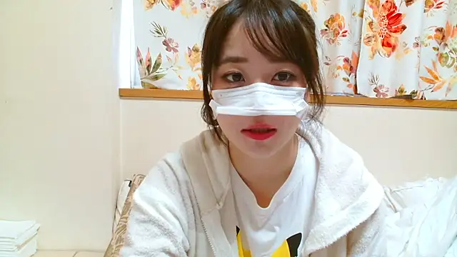 Snapshot of liliyRiSAcha-n chatting on 03.28.26 liliyRiSAcha-n online show from 03.28.26