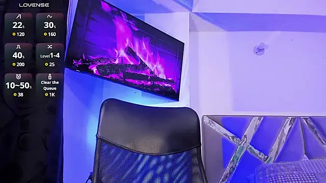 Snapshot of Fenty_XX chatting on 01.31.25 Fenty XX online show from 01.31.25