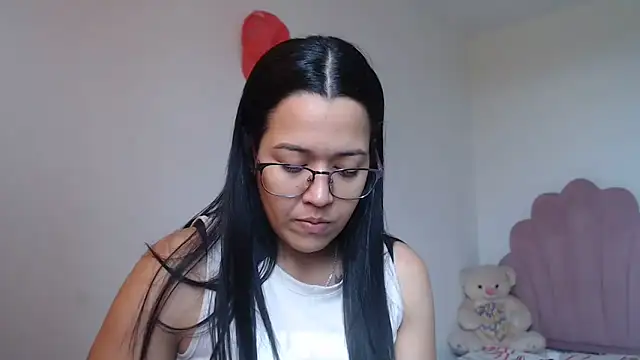 lady hot2xx online show from 10.31.25