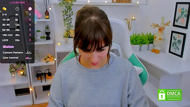  Eliizabeth  online show from 03.20.25