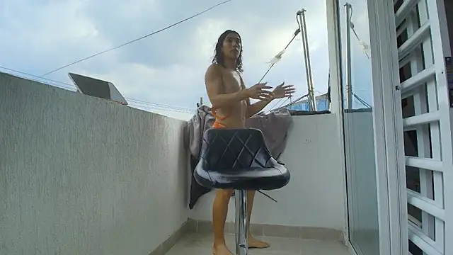 Snapshot of roxana_collins chatting on 03.06.26 roxana collins online show from 03.06.26