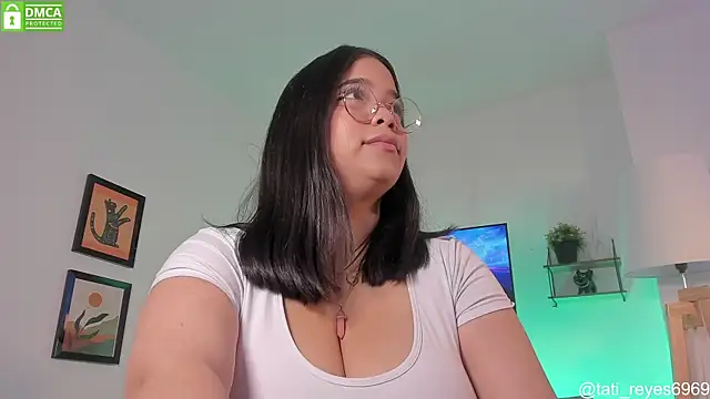 tati reyess online show from 09.17.25