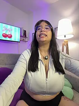 tati reyess online show from 04.23.26
