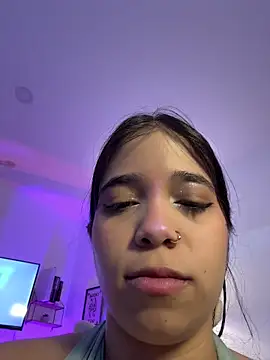 Snapshot of tati_reyess chatting on 05.18.26 tati reyess online show from 05.18.26