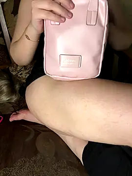 Snapshot of Mayoosh6 chatting on 09.16.25 Mayoosh6 online show from 09.16.25