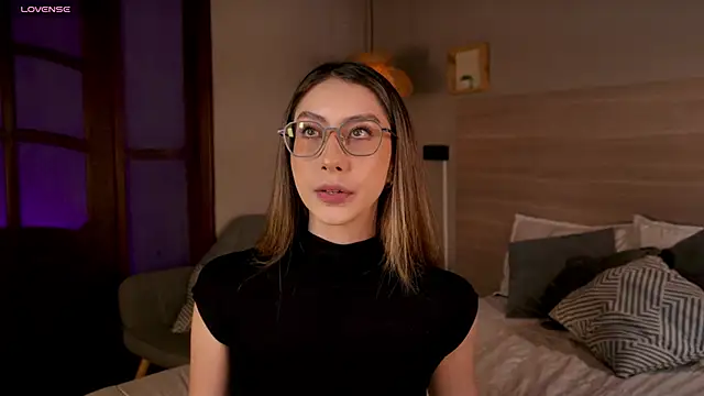 lua ferch   online show from 10.25.25