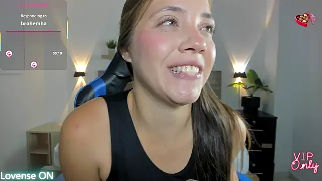 Snapshot of nataly_rodri chatting on 01.14.26 nataly rodri online show from 01.14.26