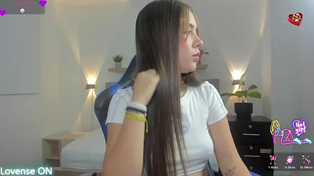 Snapshot of nataly_rodri chatting on 02.10.26 nataly rodri online show from 02.10.26