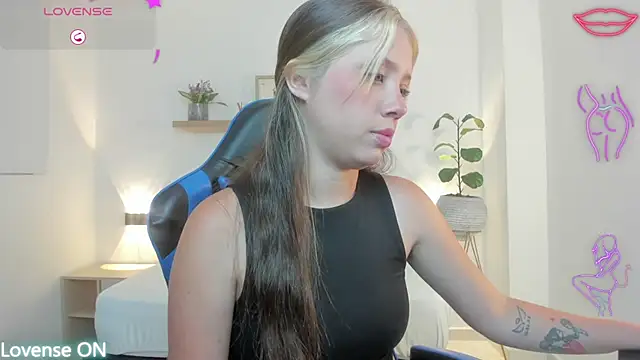 nataly rodri online show from 04.25.26