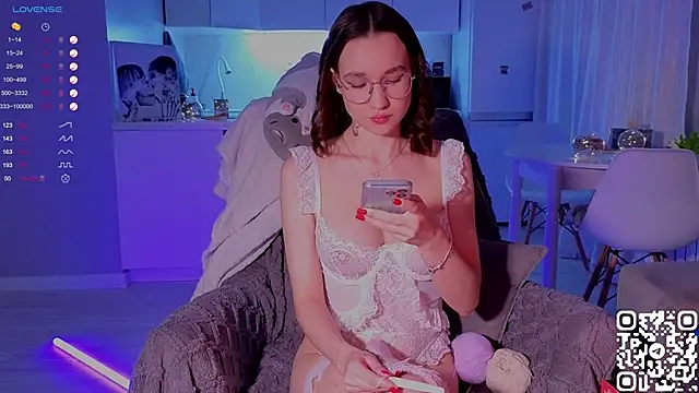 shey1i online show from 12.24.24