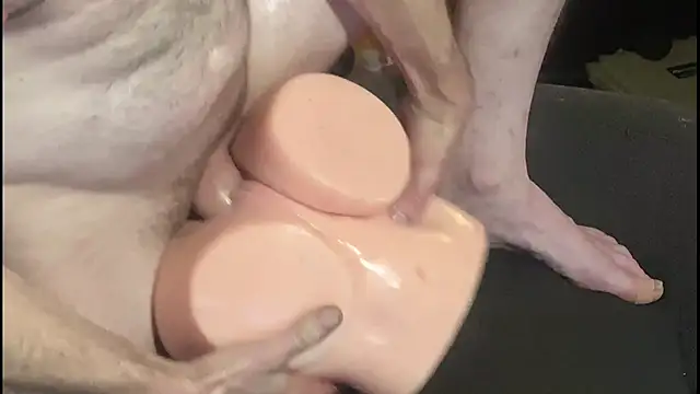 Snapshot of leanjamesdean chatting on 12.04.24 leanjamesdean online show from 12.04.24