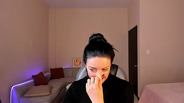 Kristen Garner online show from 05.26.26