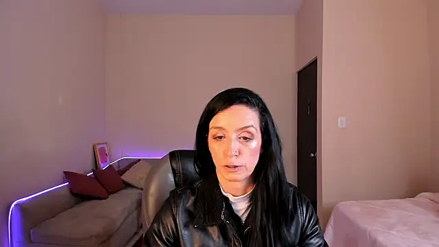 Kristen Garner online show from 06.18.26