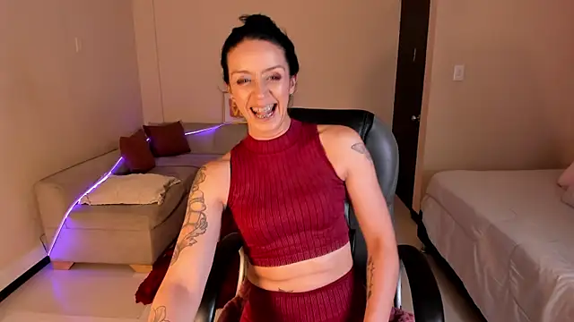 Kristen Garner online show from 07.21.26