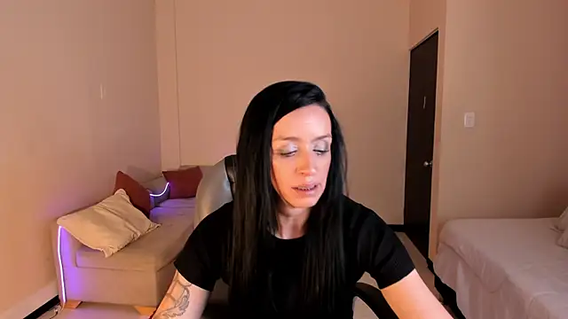 Kristen Garner online show from 07.28.26