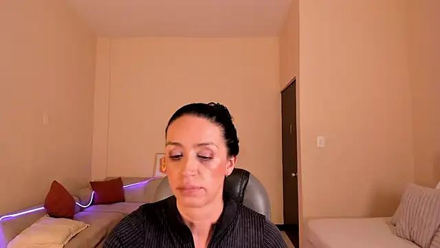 Kristen Garner online show from 07.30.26