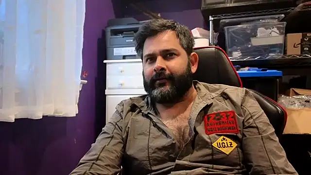 Sakhtlaundaz online show from 11.13.25