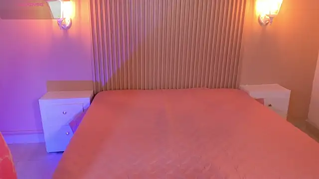 EmilyEvans7 online show from 03.16.25