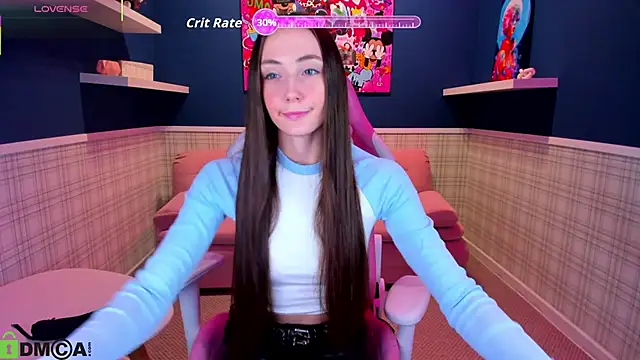 Snapshot of Lexi_Split chatting on 10.03.25 Lexi Split online show from 10.03.25