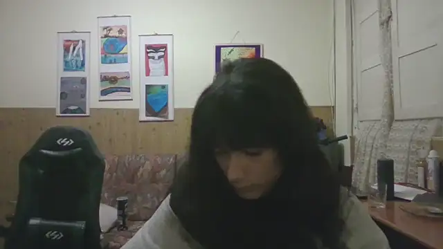 calliemaggotbone online show from 11.19.25