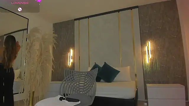 riley sierra online show from 03.05.26